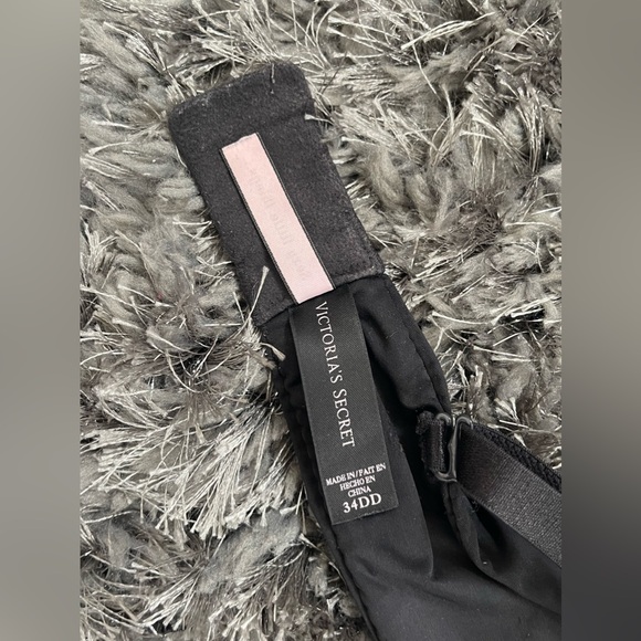 Victoria’s Secret Sexy Little Things Bra - Picture 5 of 6